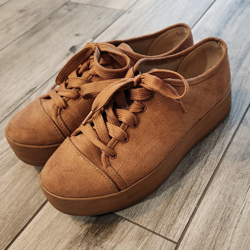 Moleca Caramel Camel Colored Platform Comfy Sneaker Tenis Shoes Made in Brazil 8